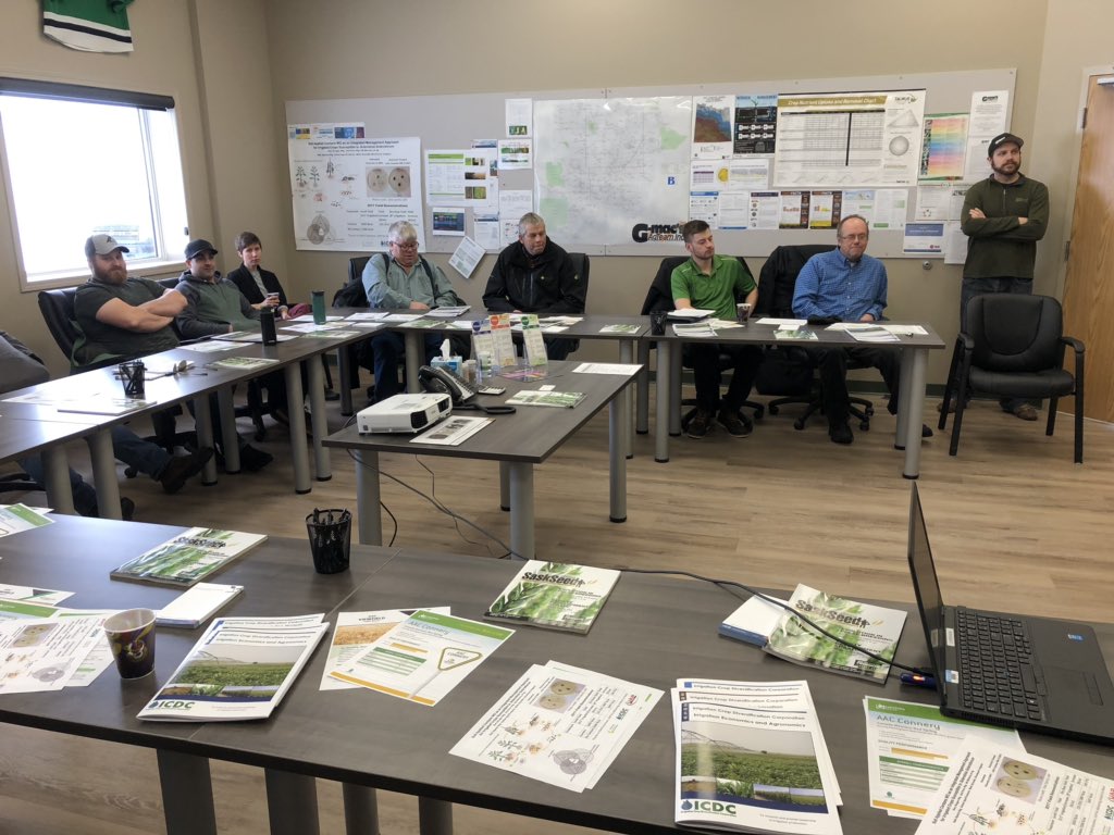 SeCanLauren's tweet photo. Full room for our #irrigation 🚿 grower mtg today at #GMacsLuckyLake Thx to guest speakers SK Ministry of Ag / @ICDC_SK for your great info. Love the transportation some growers show up in #multitasking 🚚 #ourbusinessisgrowing #withwater 😉 #LakeDiefenbaker https://t.co/r4VphFRwTM