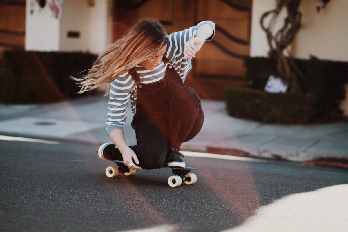 AluminatiSkateboards (@aluminatiboards) on Twitter photo Cruising straight through the week with the always stylish <a href="/bellaglickman/">bella glickman</a> ๐คโจ #aluminatiboards
.
.
.
#skateboardingisfun #madeinamerica #skateeverydamnday #onepercentfortheplanet #cruiserboard #skateboarding #recycle #fall2018 Cruising straight through the week with the always stylish <a href="/bellaglickman/">bella glickman</a> ๐คโจ #aluminatiboards
.
.
.
#skateboardingisfun #madeinamerica #skateeverydamnday #onepercentfortheplanet #cruiserboard #skateboarding #recycle #fall2018