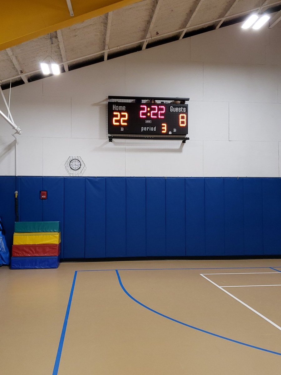 Halftime: CRS 22 Fay 8
<a href="/FaySchool/">Fay School, MA</a> <a href="/CharlesRiverSch/">Charles River School</a>