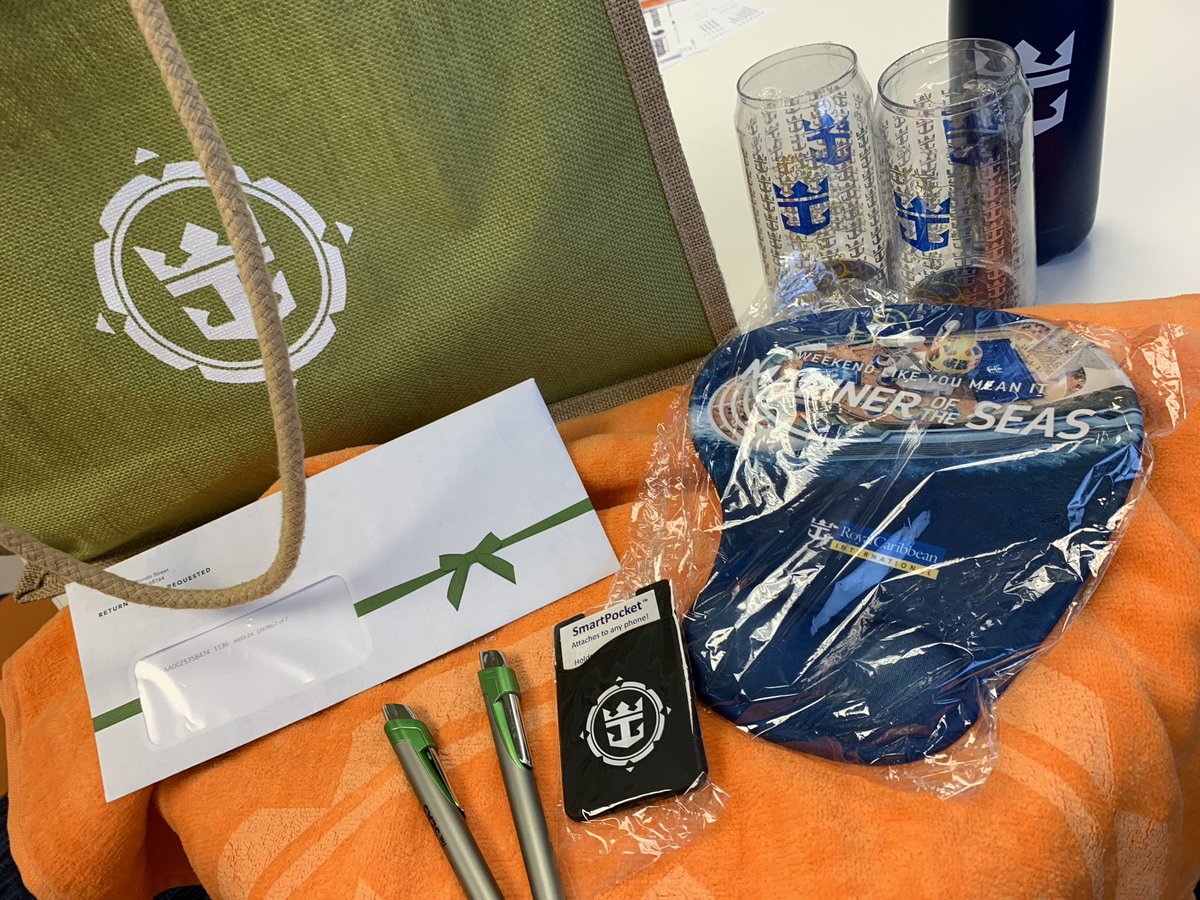 aafAPOLLOS's tweet photo. GIVEAWAY TIME ‼️

Want to win a @RoyalCaribbean prize pack? Retweet this &amp; reply to this tweet and tell us why you’re excited for the season.

At every home game there will be a Royal Caribbean Dance Cam where you can 🕺 your way to prizes!

🏹#TakeAim | https://t.co/mZHxg3l9PX https://t.co/fCasTXUuar