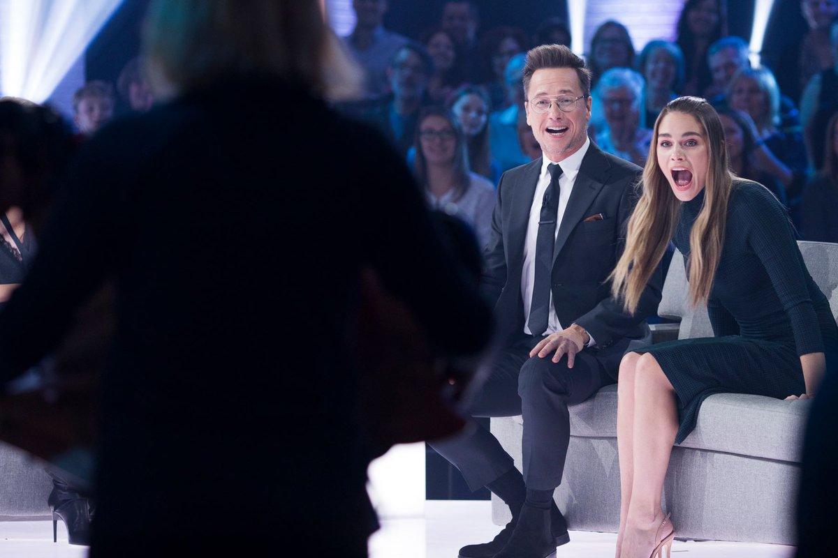 En 8e position des émissions les + regardées à la télé pour la semaine du 28 janvier : #1resfois, animée par <a href="/CloutierV/">Veronique Cloutier</a>, vue par 1 072 000 téléspectateurs et qui accueillait @maripiermorin et Stéphane Rousseau (chiffres confirmés). <a href="/icirctele/">ICI RC Télé</a>