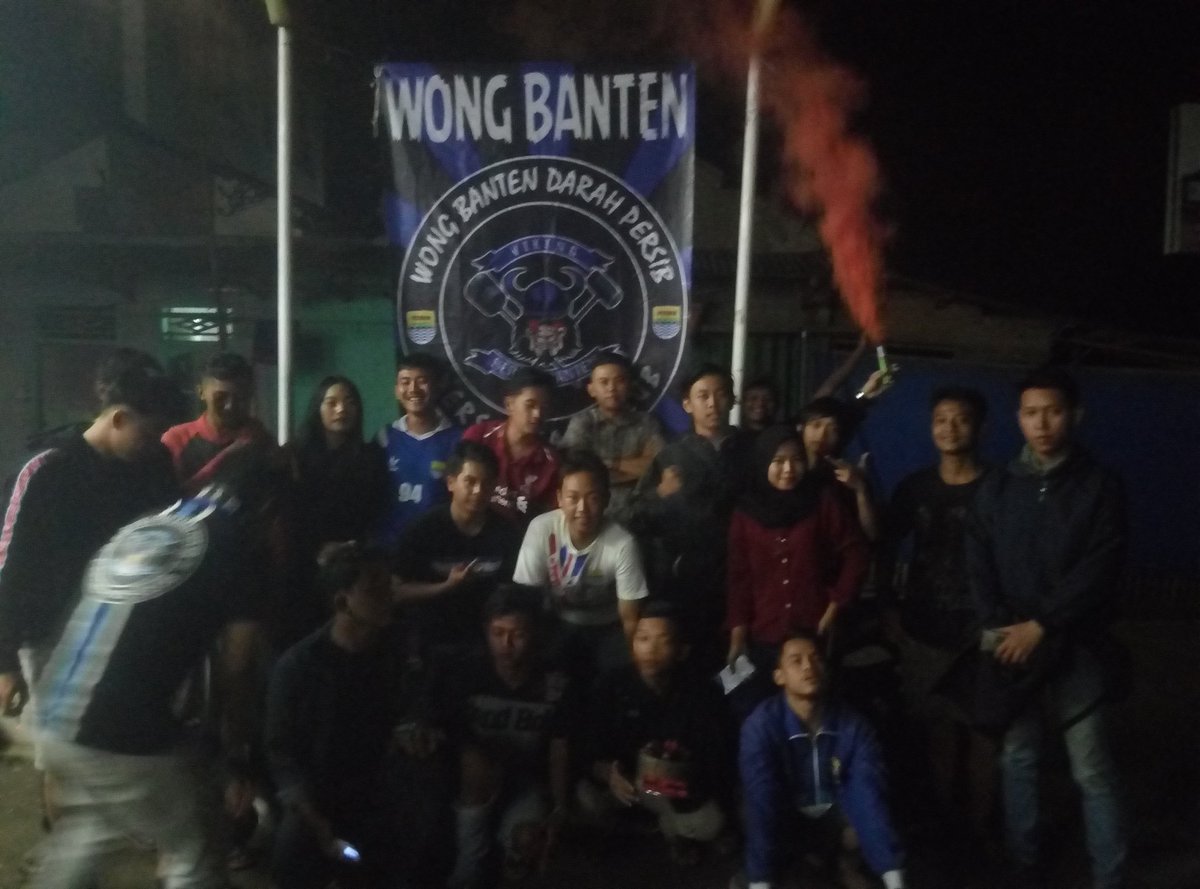 9th Viking Serang Banten !!
Total,Loyal&amp;Royal !
WONG BANTEN DARAH PERSIB