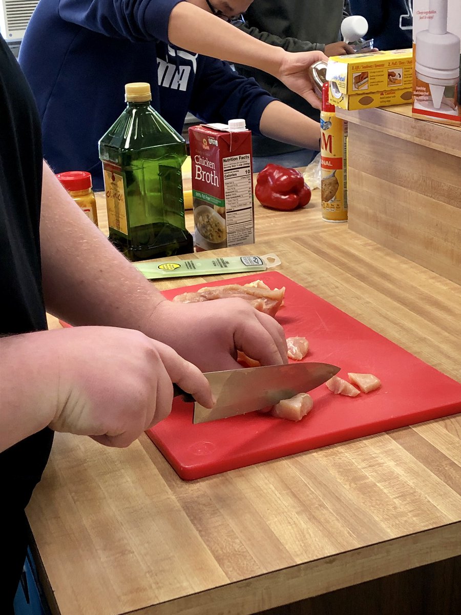 RHS_Foodie's tweet photo. We had an amazing day at RHS #NJ on our very special #FCSEducatorsday #SayYestoFCS @aafcs @NationalFCCLA https://t.co/opMD3PiRQE