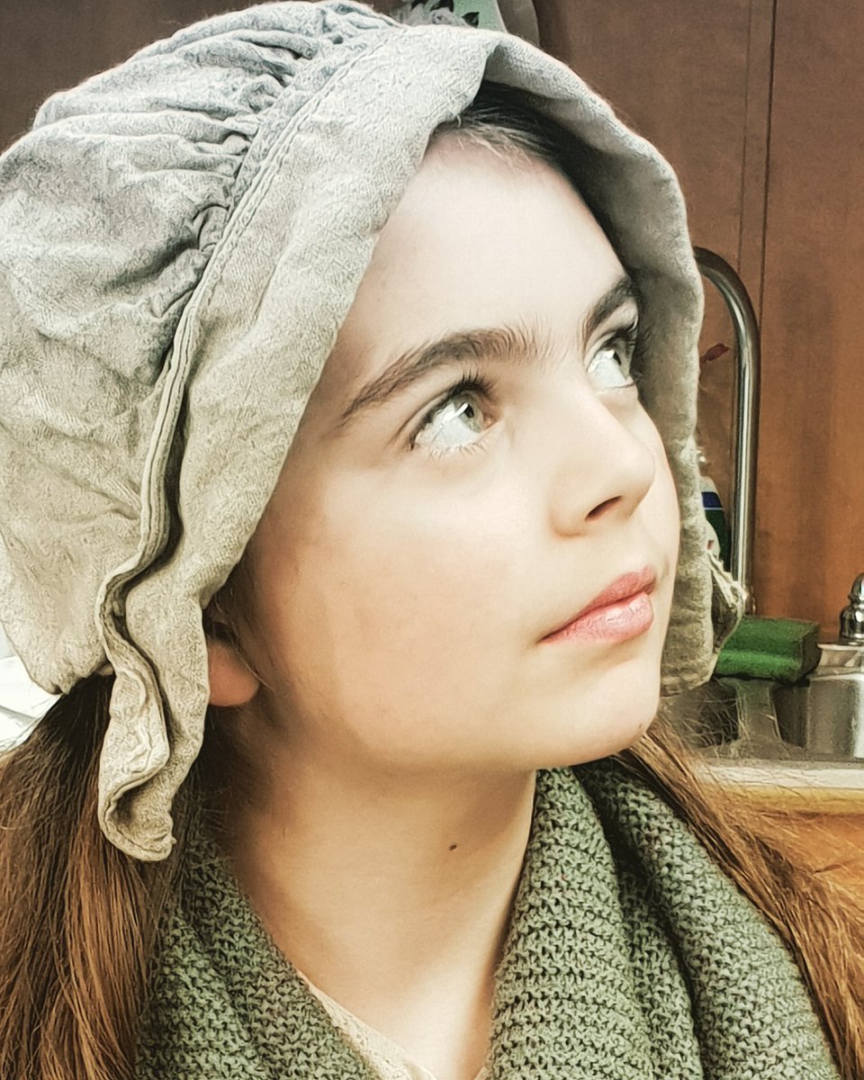 Stanzie_Actress's tweet photo. I love #periodclothing so much! Hope I get many more opportunities to #film in these #amazing and so #authentic #costumes See more this summer!!! -
-
#onset #childactress #actorslife #moviestars #filmingcrew #filmdirector #castingcrew #TVseries #castingdirector #actor https://t.co/AeZScDXev9