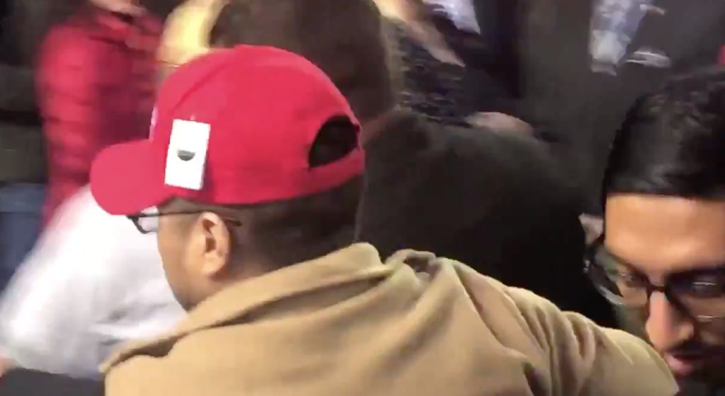 DavidLeeGenesis's tweet photo. @steph93065 @RepAdamSchiff Imagine being so passionate about Trump that fake news makes you furious yet you only buy a hat just before you attack the press at a public event. https://t.co/59VNMz0E2e