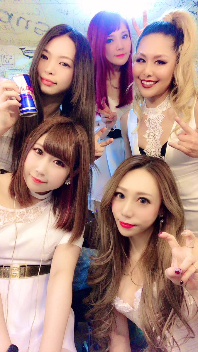2009_mayumi's tweet photo. 💗LOVEBITES 💗
CLOCKWORK IMMORTALITTOUR
仙台 MACANA
いよいよ明日‼️
明日のライブと翌日のインストアイベント、超〜楽しみ〜😄😄😄
#LOVEBITES #CLOCKWORKIMMORTALITYTOUR
#asami #miyako #miho #midori
#はるぴー https://t.co/DmHBOr6EF5