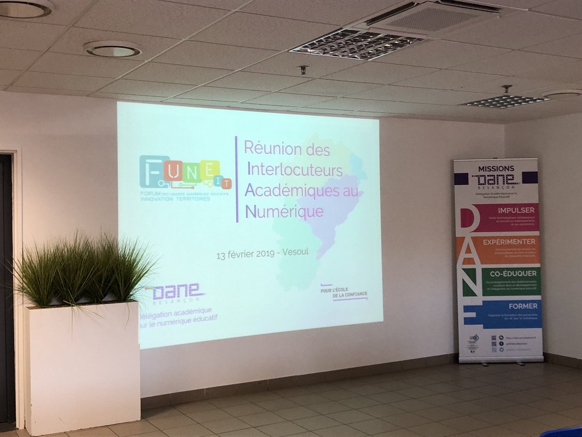 gbonzoms's tweet photo. Merci à tous les acteurs du #numerique du 2d degré de l’@acbesancon, RUPN, IAN & webmasters, pour ces moments d’échanges avec les équipes de la @DANE_acBESANCON lors du #FuneIT ! 🤝 https://t.co/xfhPGu1TRj