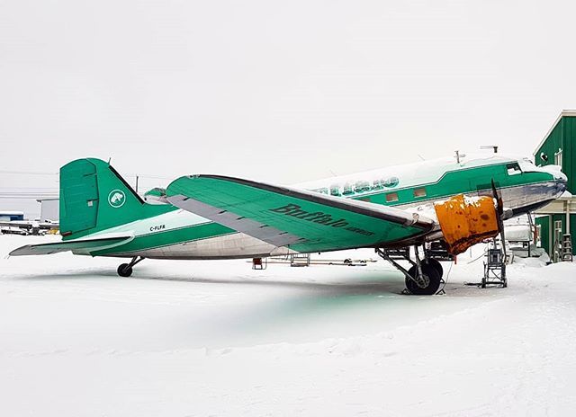 LFR in her Standby Parking Spot bit.ly/2GLrOoG