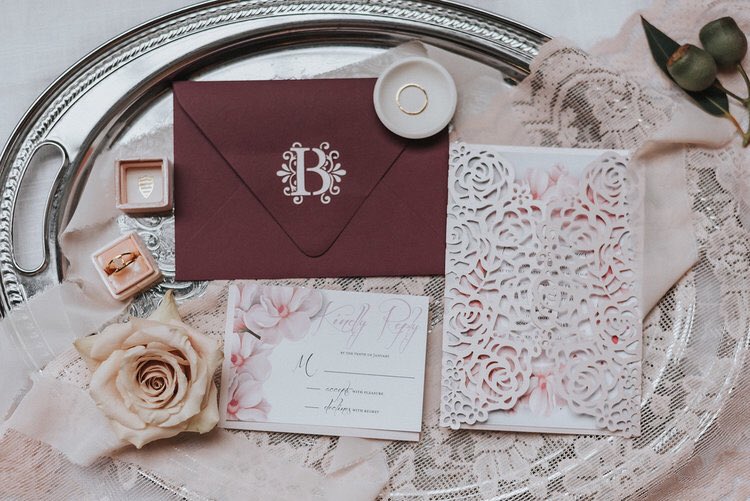 raniwise's tweet photo. Plan the coolest party with your #girlsquad with tips from Boston’s talented female founders @RentBestDressed @BHLDN @DorisLovesUSA @boxedwedding .. https://t.co/CfLQ2czNik #GalentinesDay 📷: Jessie Wyman Photography &amp; Allie Dowd Photography https://t.co/eWm932fntU