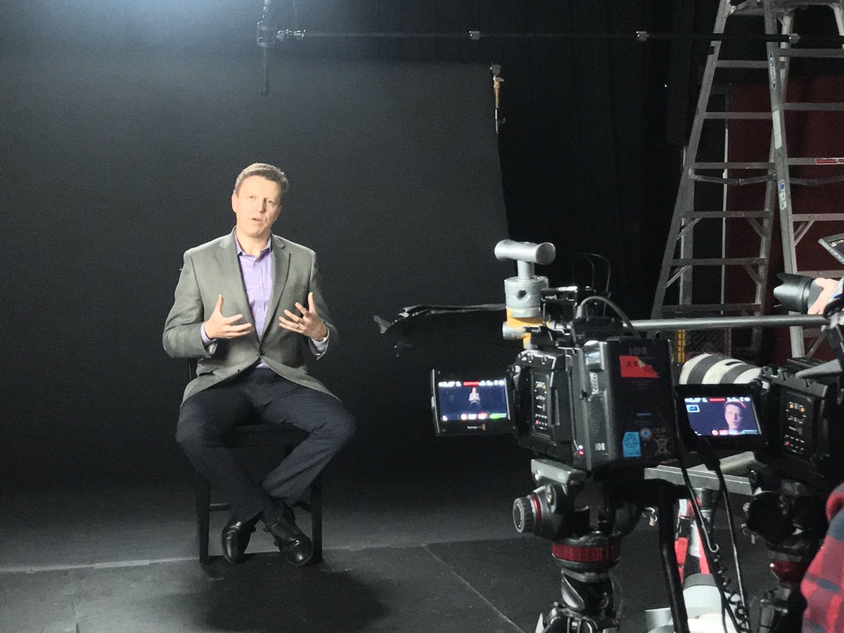 Behind the scenes with <a href="/IBM/">IBM</a> VP of Supply Chain, the amazing <a href="/RonCastro10/">Ron Castro</a> 🎬

His advice for getting started with #AI in #supplychain 🗣 “Start fast, small, and scale out.” #WatsonSupplyChain #Think2019