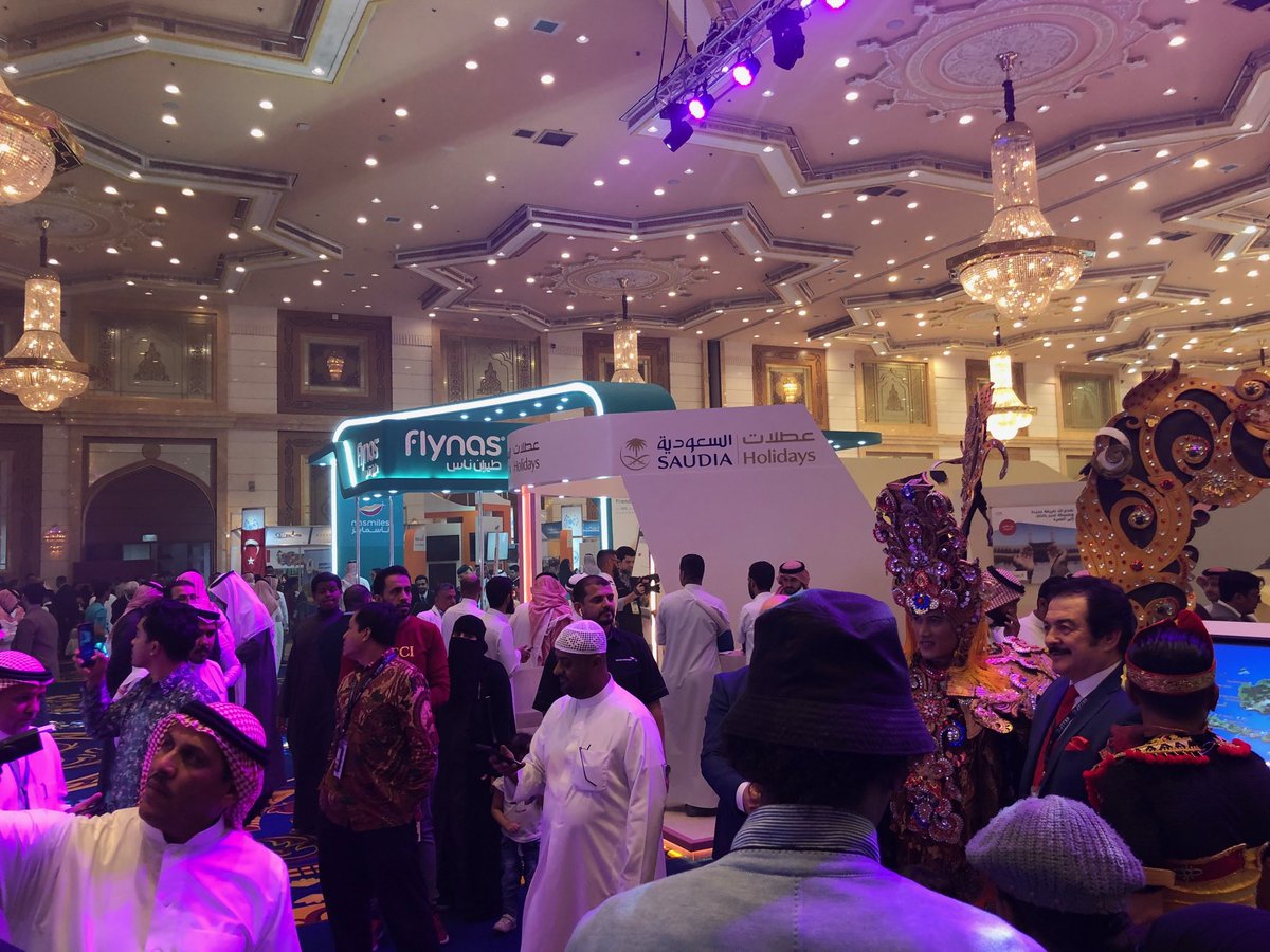 SigitWtj's tweet photo. Day1 #JTTX Jeddah Travel & Tourism Exhibition: Opening Day is always encouraging, to show how #WonderfulIndonesia, thanks to #KJRIJeddah #ITPC #VITOSaudi @Kemenpar_RI @indtravel #Jeddah #ArabSaudi #13-15/2/2019 https://t.co/se3E6zSyta