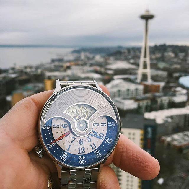 watchesdotcom's tweet photo. Iconic retro futuristic design🛸 @xericwatches Evergraph Automatic

https://t.co/evRxOytbrD
.
.
.
.
.
#watchesdotcom #xeric #evergraph #design #seattle #retro #horology https://t.co/ZJqALKDqFC https://t.co/4nHwNTnehv