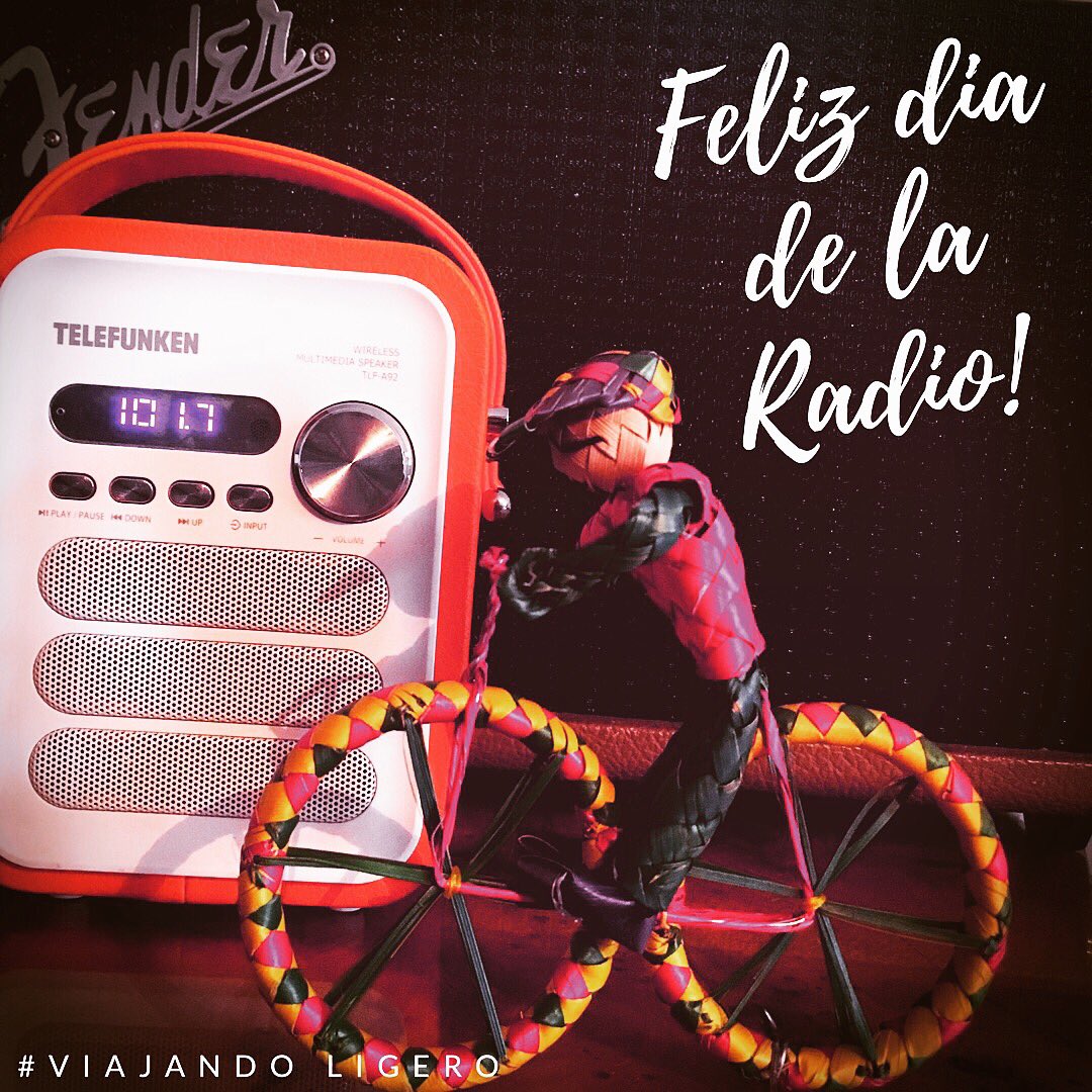 Y para festejar hoy Yorch en la cabina de <a href="/uc_radio/">Radio Maratón UC</a>