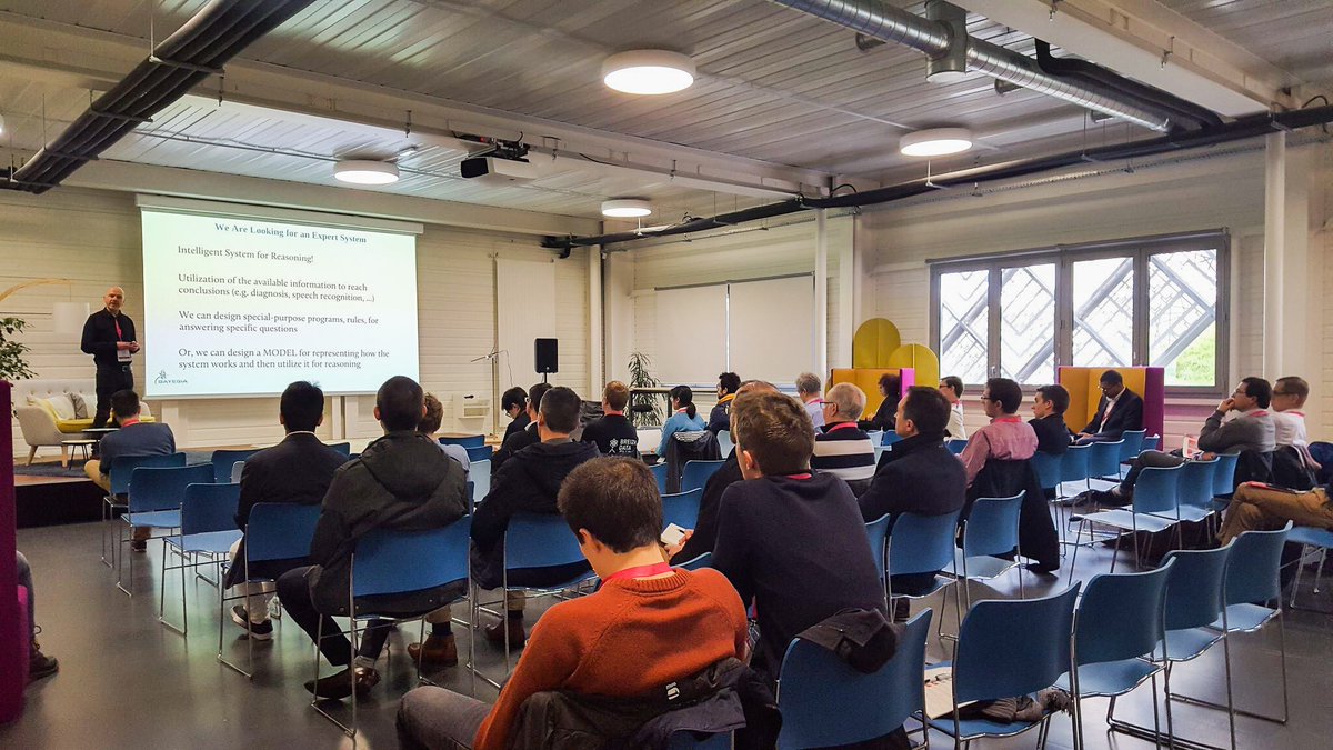 BayesianNetwork's tweet image. At the Laval Mayenne Technopole, the Bayesia team is on its home turf: Dr. Lionel Jouffe speaks about Artificial Intelligence with Bayesian Networks (Intelligence Artificielle avec les Réseaux Bayésiens) at the recent West Data Festival. #bayesiannetworks #bayesialab