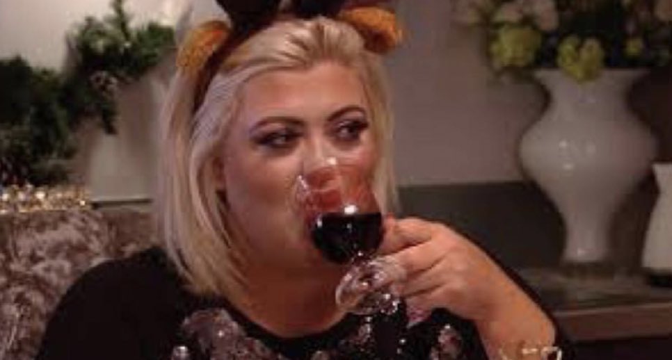 GemmaReacts's tweet photo. when parents say you need to own up to your own responsibilities but you genuinely couldn’t give a fuck https://t.co/5h8ECpsNCL