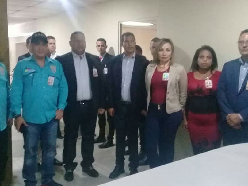 La paz no es una consigna, la paz es el crecimiento y desarrollo de un  gran país que se llama Venezuela. Sigamos esta lucha por los nuestros,  que son, en definitiva, nuestra razón de ser.