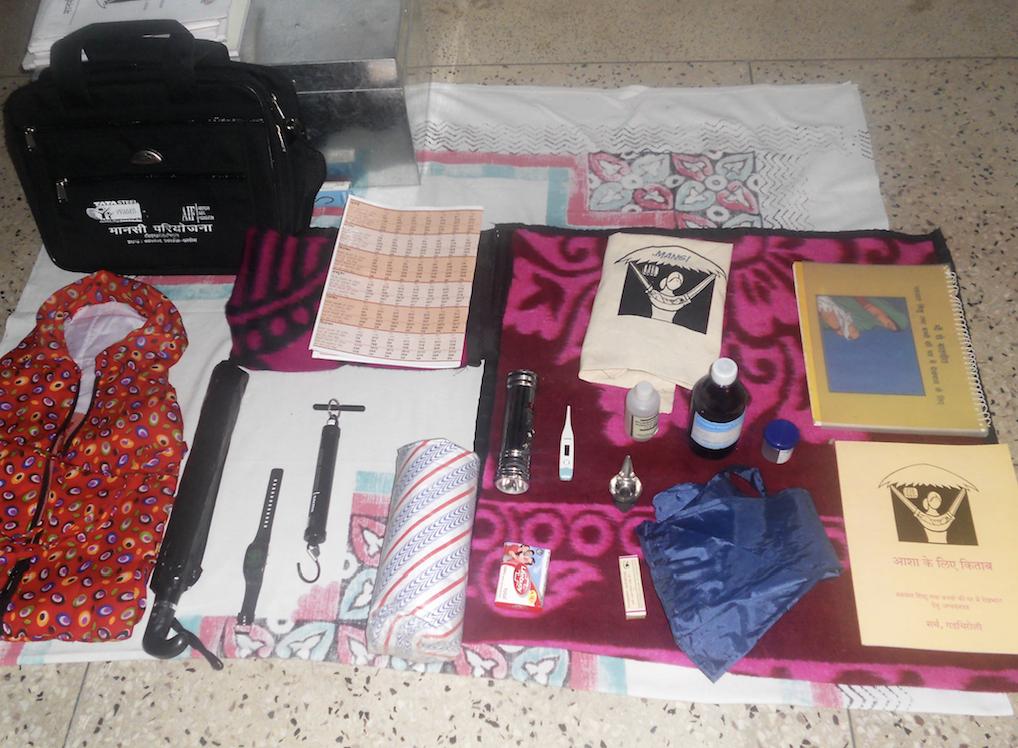 AIFoundation's tweet image. To save lives of mothers and newborns in remote villages, MANSI-trained ASHAs learn Home Based Newborn Care (HBNC). Each ASHA gets a HBNC kit with a digital thermometer, mucous extractor, neonatal weighing scale & other tools. #Tech4Development
