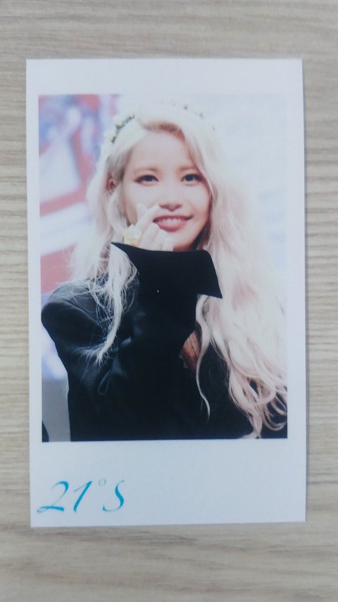 21oS0221's tweet photo. 明天要給大家找的拍立得小卡 🧐 
Date: 2019.02.10~2019.02.28 https://t.co/oylmsMAYXv