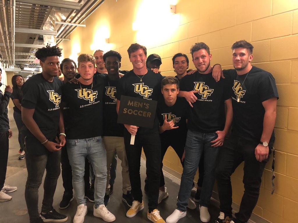 Acknowledged tonight at the <a href="/UCF_MBB/">UCF Men’s Hoops 🌴</a> game for our success in the classroom last semester 📚🤓 #ChargeOn