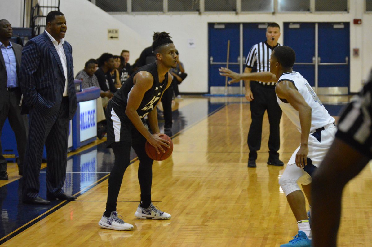ASASilverStorm's tweet photo. Halftime at Broward College
@BrowardATH 43
#ASAMiamiMBB 41
@SebbyBruh 17 pts (11/11 FT), 4 reb, 2 ast
@MMaturah3 8 pts, 2 ast
#SecondHalfReady #SecondHalfRally #GrindDifferent https://t.co/qeuKZ5Qpbw