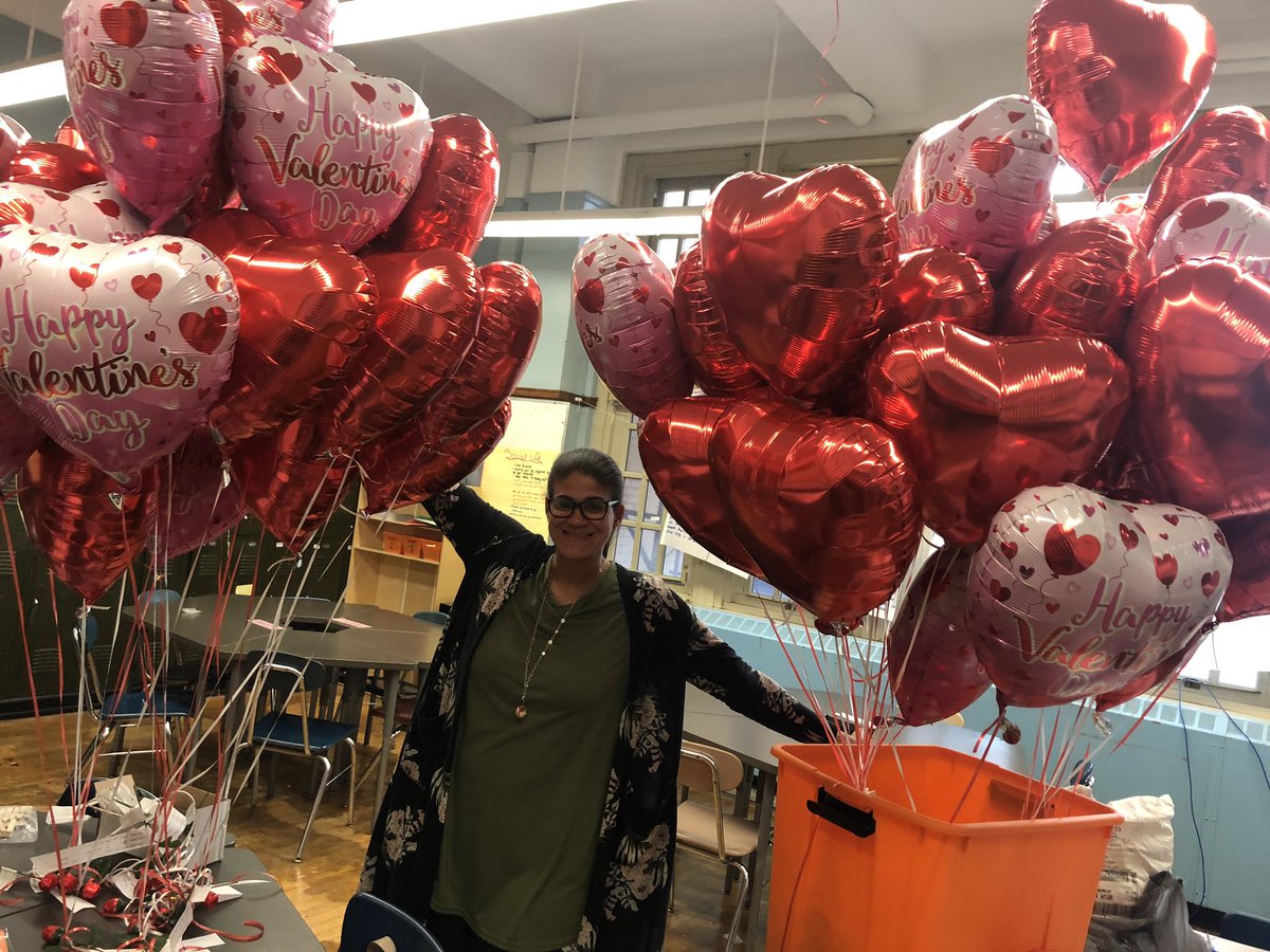 MsGHealthTeachr's tweet photo. Is balloon blower upper a job? Should be! My SADD students are ready to rock out to promote healthy relationships for Valentine’s Day! #saddnation #healthteacher #endteendatingviolence #FarRock https://t.co/MG0BlKZ50k