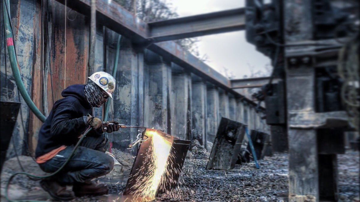 overdueatom's tweet photo. #weldlife #welder #weldernation #rednecknation https://t.co/E77zsoj2jJ