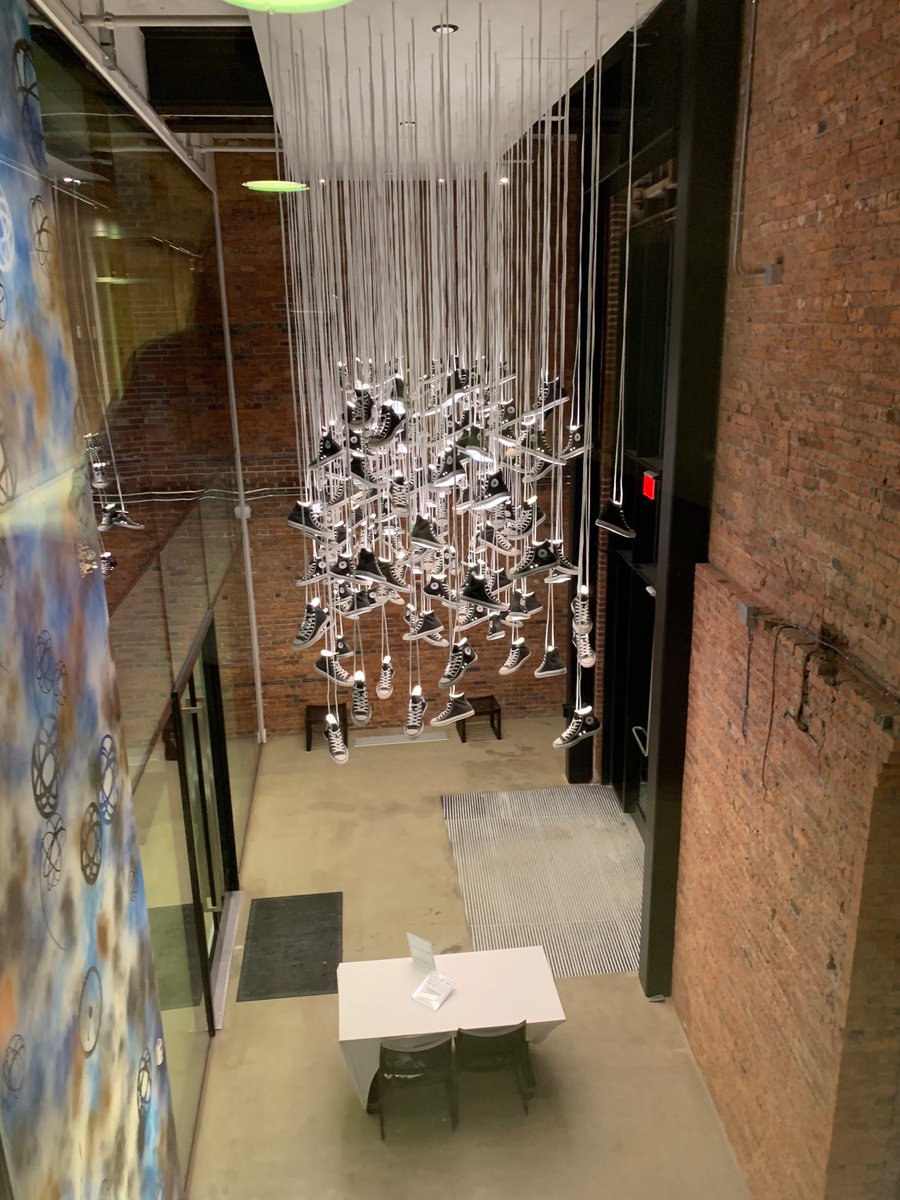 mariaarmon's tweet photo. Checkout this cool chandelier ⁦@Converse⁩ office in Boston. #GreatWorkSpaces #Creative https://t.co/sK8jpUUWtb