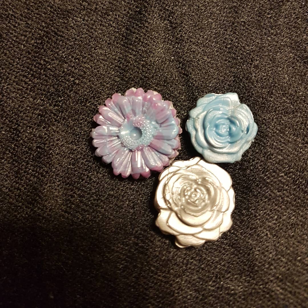 GalvanizeButton's tweet image. SWWWWWIIIPPPE - We've got you covered for Valentine's!
.
.
.
.
#pins #pinbacks #buttons #badges #startup #newbusiness #newbiz #entrepreneur #diy #ladyboss #pingame #pingamestrong #acrylics #accesories #enamelpin #enamelpins #patches