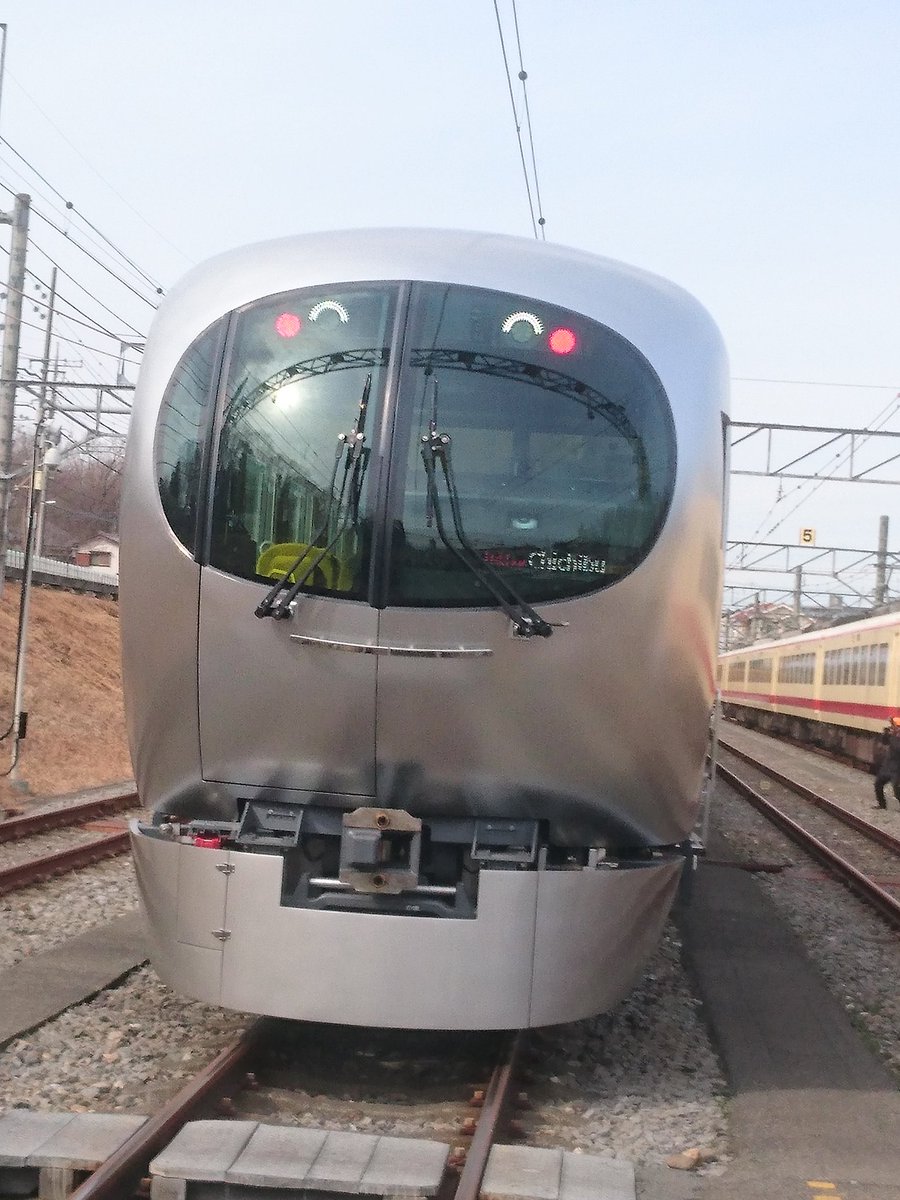 tamamisa's tweet photo. 詳しくはブログであらためて♪ #たま鉄同好会 #西武鉄道 #Loview https://t.co/GTSfawZZdL