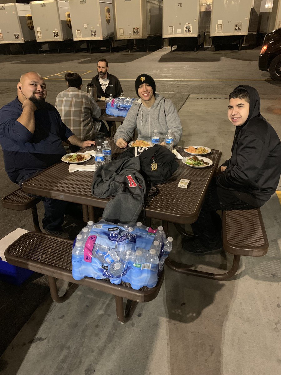 Las Vegas UPS South Day/Twilight (las_ups) Twitter