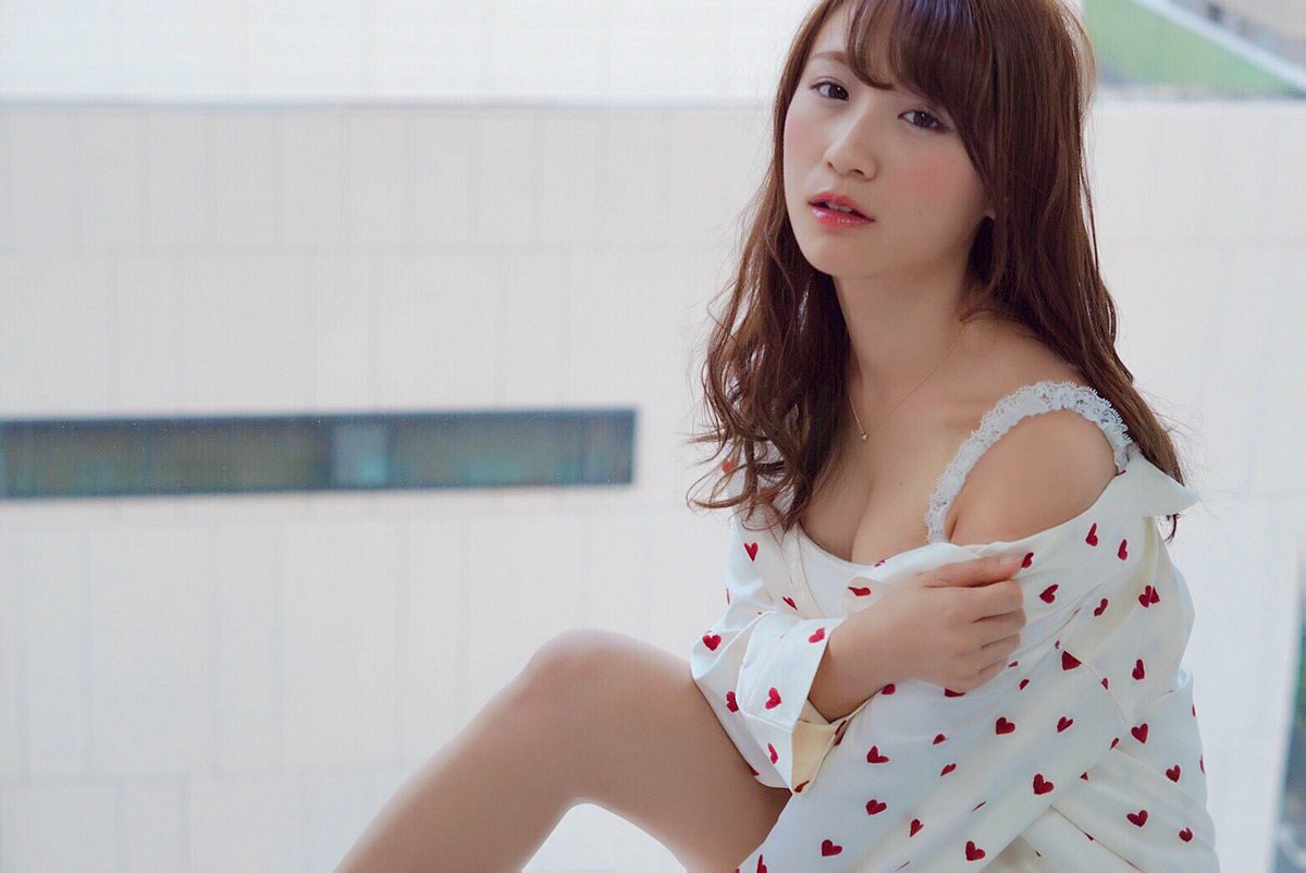 ema0731i's tweet photo. ハッピーバレンタイン🍫

いつしかのえまちん投下
RTしてくれた人に抽選で手紙送ります📮バレンタイン企画 https://t.co/MNCFOvKNNW