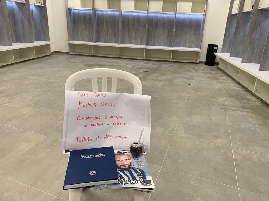 CATalleresdecba's tweet image. ¡Muchas gracias @SaoPauloFC !Muito obrigado.
