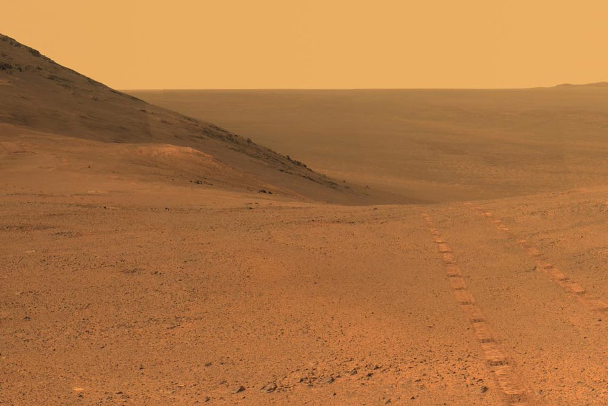 LiveScience's tweet photo. Mars Rover Opportunity Is Dead After Record-Breaking 15 Years on Red Planet https://t.co/j8J7dKniWO https://t.co/vk6yDOX4xV