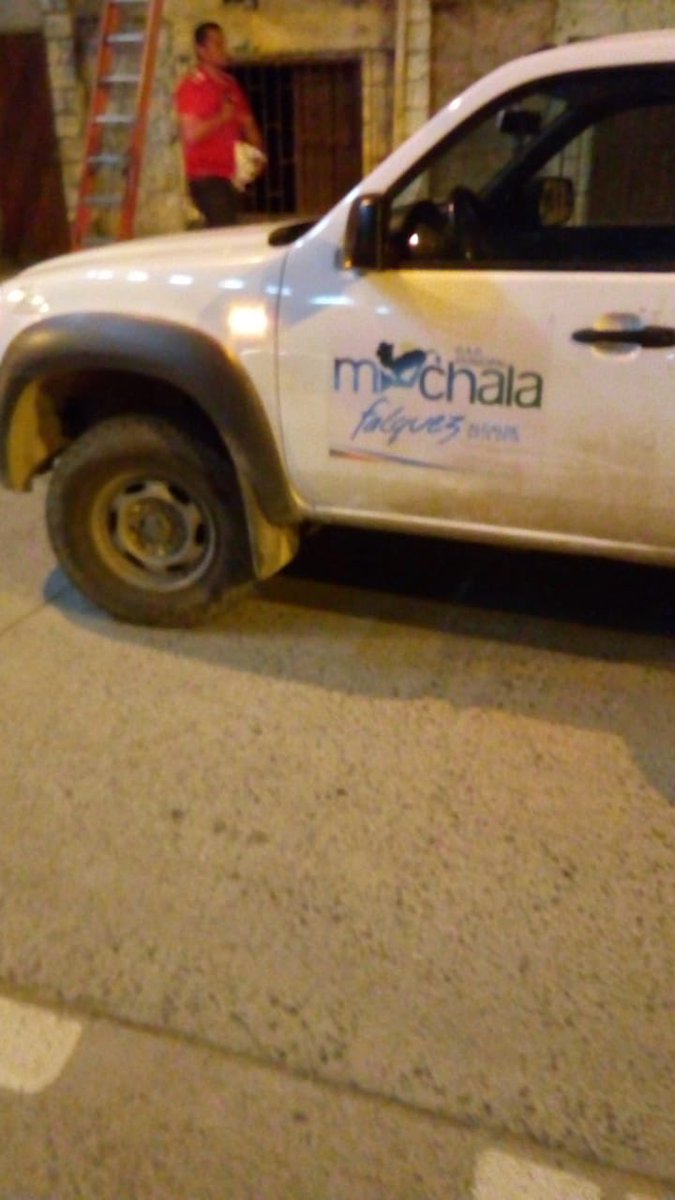 #Machala | <a href="/CarlosFalquezA/">Carlos Falquez A.</a> y <a href="/CarlosFalquezB/">Carlos Falquez B</a> esto es un síntoma más de desesperación al saber que el pueblo repudia sus candidaturas y los números no les dan. Así tengan a <a href="/DianaAtamaint/">Diana Atamaint</a> y al <a href="/cnegobec/">cnegobec</a> secuestrado #Machala y #ElOro los castigará!!!