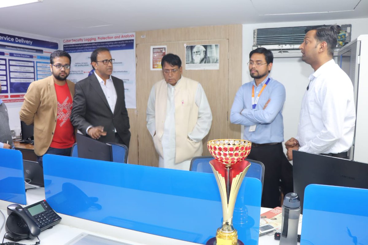 आईटी सेक्टर में युवाओं के लिए रोजगार पैदा करने गवर्नमेंट सेक्टर के साथ प्राइवेट सेक्टर को  मजबूत करने की दिशा में  विज्ञान एवं प्रौद्योगिकी मंत्री @PcSharma_24 ने पहल की है! इसी क्रम में कल नेटलिंक कं. के आईटी इनोवेशन एरिया का उद्घाटन किया। 
#eMP
<a href="/RahulGandhi/">Rahul Gandhi</a> 
<a href="/priyankagandhi/">Priyanka Gandhi Vadra</a>