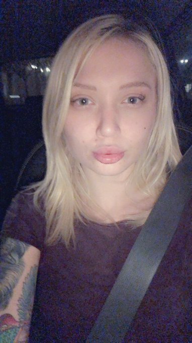 Don&rsquo;t tell me to not get botox when it makes me happy 💯💯💯💯 https://t.co/SIqX2y700Y<a href="/tag/newprofilepic"class="tags"><span>#newprofilepic</span></a>