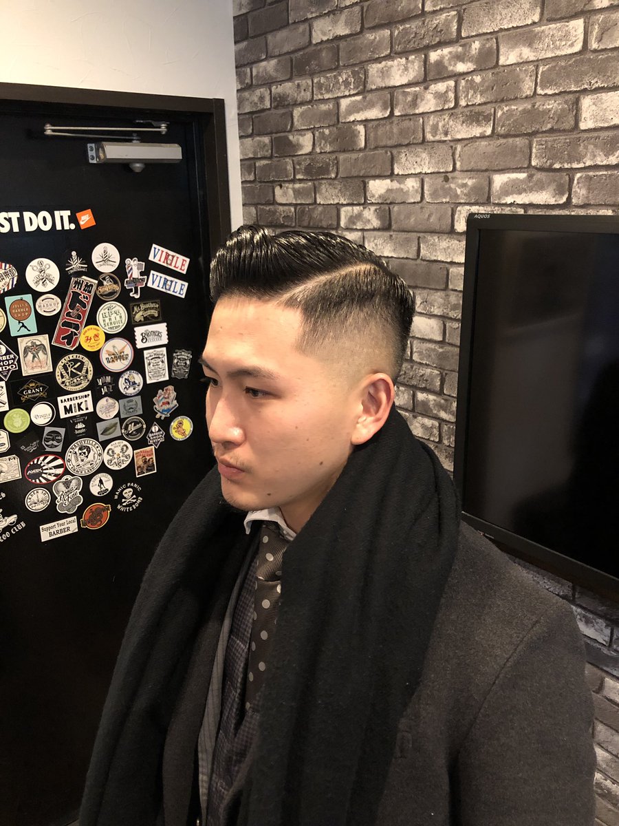 base3828's tweet photo. #cutclubbase #barbershop #tiptop #Japanesebarber #sharpfede #hairstyle #barberlove #ヘアサロン #サイドパート #フェード #スキンフェード #床屋 #散髪屋 #理容室 #門真 #大和田 #寝屋川 #萱島 #枚方 #四條畷 #京阪沿線 #京阪 #バーバー #刈り上げ https://t.co/dLctsTApac
