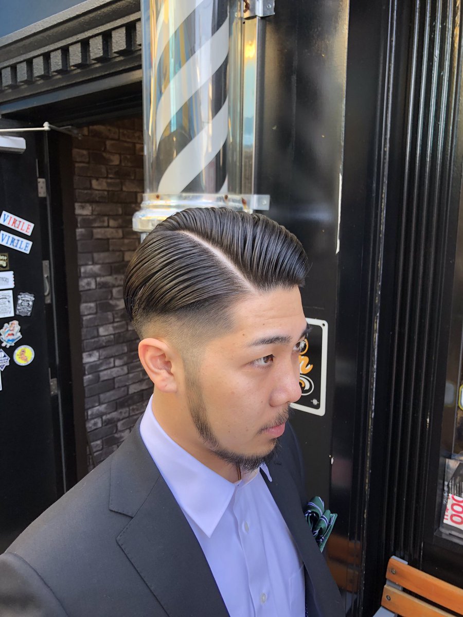base3828's tweet photo. #cutclubbase #barbershop #tiptop #Japanesebarber #sharpfede #hairstyle #barberlove #ヘアサロン #サイドパート #フェード #スキンフェード #床屋 #散髪屋 #理容室 #門真 #大和田 #寝屋川 #萱島 #枚方 #四條畷 #京阪沿線 #京阪 #バーバー #刈り上げ https://t.co/qMEmOsZB0q