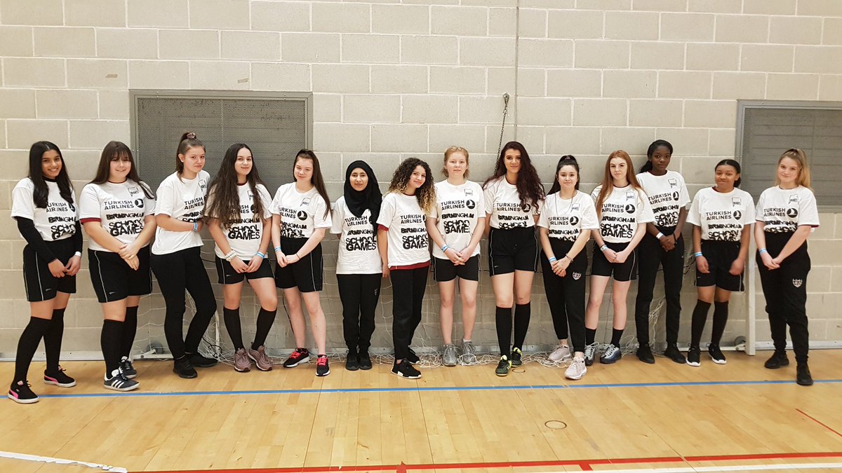 Our year 10 leaders have arrived safely, ready to represent <a href="/CockshutHillSch/">Cockshut Hill School</a> at the <a href="/YourSchoolGames/">School Games</a> Para Athletics Competition! All looking very important in their official leaders t-shirts! #Proud #ParaAthletics #SportsLeaders @JBridgesCHS