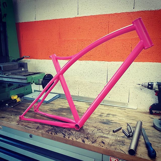 caminadebikes's tweet photo. #gravel #powdercoated ral4010 mat #steelisreal
https://t.co/FP8CiCqSYh https://t.co/Ermxz7hZ4y