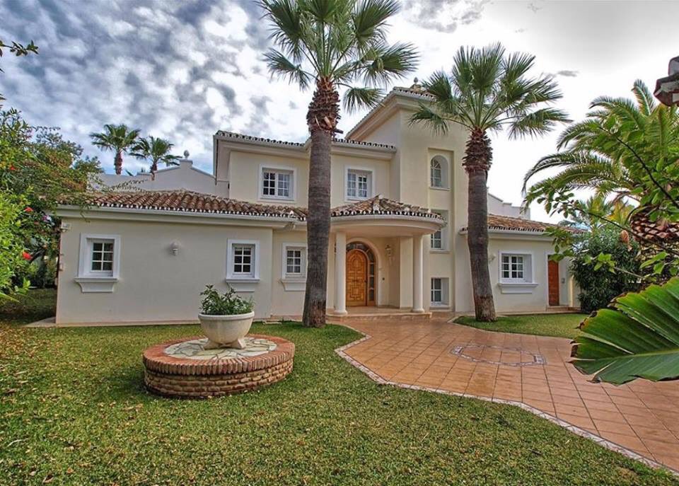 MarbellaInter's tweet photo. Spacious 4 bedroom villa for sale in #Elviria #Marbella East
https://t.co/EYVSAdeHRB
#realestate #costadelsol #marbellaproperty #intermarbella #elviriaproperty #elviriarealestate #villasforsaleinelviria #realestateelviria #elviriamarbella #villaselviria #costadelsolproperty https://t.co/48yEEQPOvA