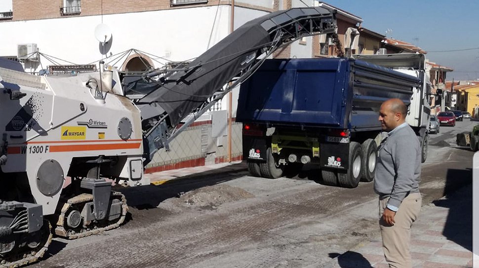 ahoraGranada (@ahoragranada) on Twitter photo #Otura culmina su plan de asfaltado para mejorar el pavimento de nueve calles ahoragranada.com/noticias/otura…
<a href="/AytoOtura/">Ayuntamiento Otura</a> #Otura culmina su plan de asfaltado para mejorar el pavimento de nueve calles ahoragranada.com/noticias/otura…
<a href="/AytoOtura/">Ayuntamiento Otura</a>