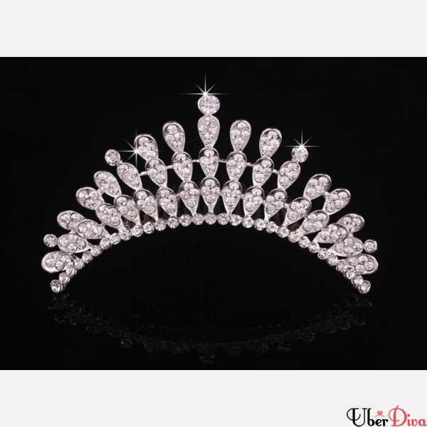 UberDivaIndia's tweet photo. 👑Accessorize you hairs with uber studded droplets queen crown large👑
👉₹̶9̶9̶9̶.̶0̶0̶ ₹499.50
🛍️To buy, visit https://t.co/olCRAwgBoP or whatsapp at 09294000000
#uberdiva #fashion #accessories #jewelry #crown #onlineshopping #cashondelivery https://t.co/RHUVX0wtjQ