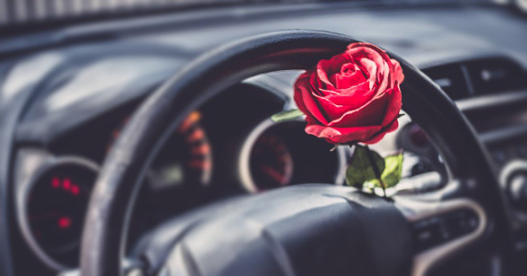 #ValentinesDay 💘 

💕 What a perfect day to talk about our love for cars 💕

What is your favourite car ? ❤️🚗

#ServicingStop #Servicing #MOT #Automotive #TwitterCarClub #ValentinesDay #LoveForCars
