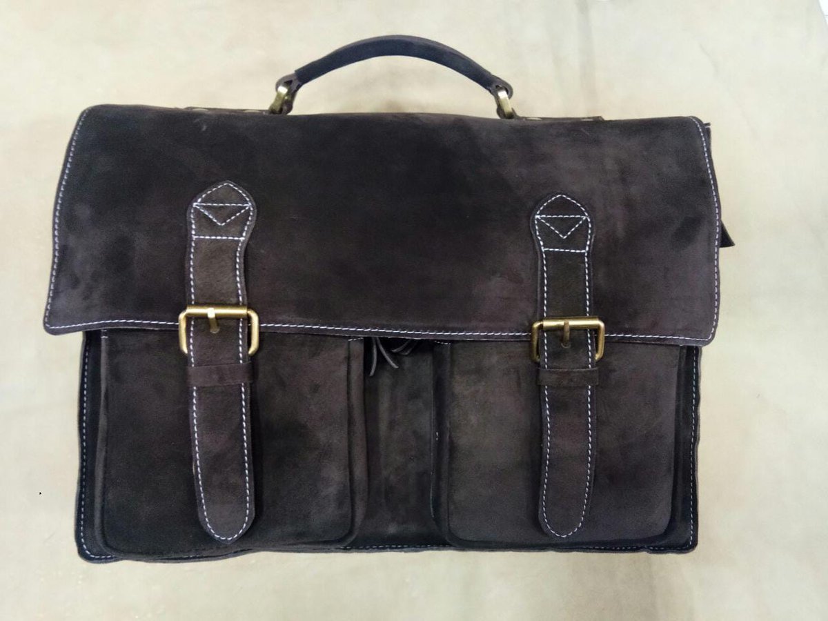 gulsoun's tweet photo. Make your order today.We also make custom made leather products for corporates. Call us 0702997983. #leatherbag #igulleather #corporateaccountability https://t.co/10DeWxrFpf