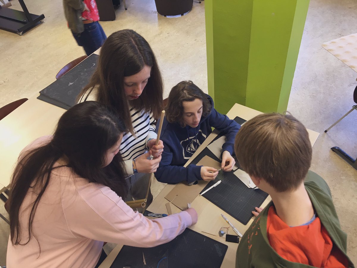 NaomiVuylsteke's tweet photo. These students are making their own windmill #DLABCLIL3 https://t.co/DHPbCF7CPl