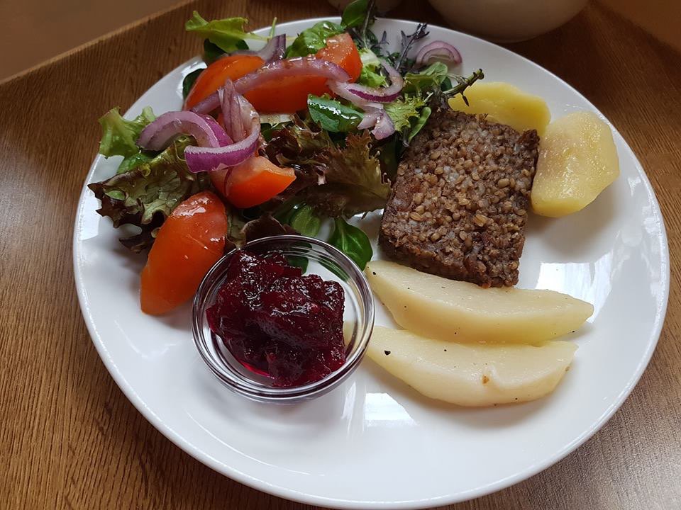 Pleased to see our salad leaves being used alongside Inch House Pudding and other Tipperary Food Producer ingredients at The Cottage, Loughmore <a href="/thecottagelmore/">The Cottage Loughmore</a> <a href="/tippfood/">Tipperary Food Producers</a> <a href="/Inchhouse/">Inch House pudding</a>
