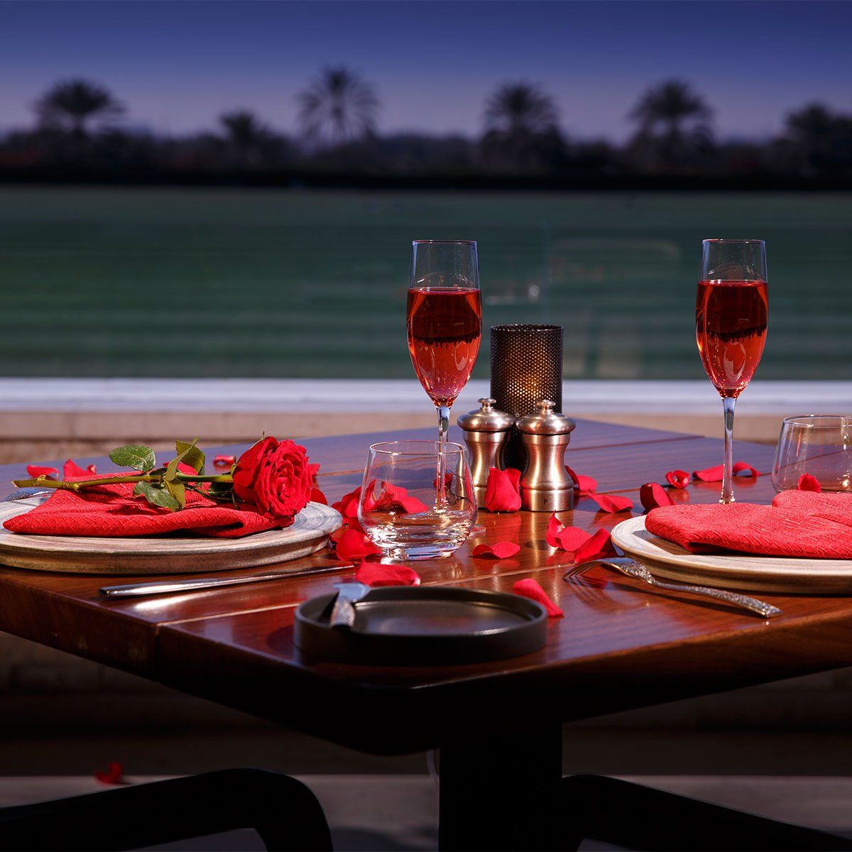 Looking for last-minute #ValentinesDay plans? We've got you covered. Visit myco.ae/valentinesday for the best deals starting from AED350 per couple.