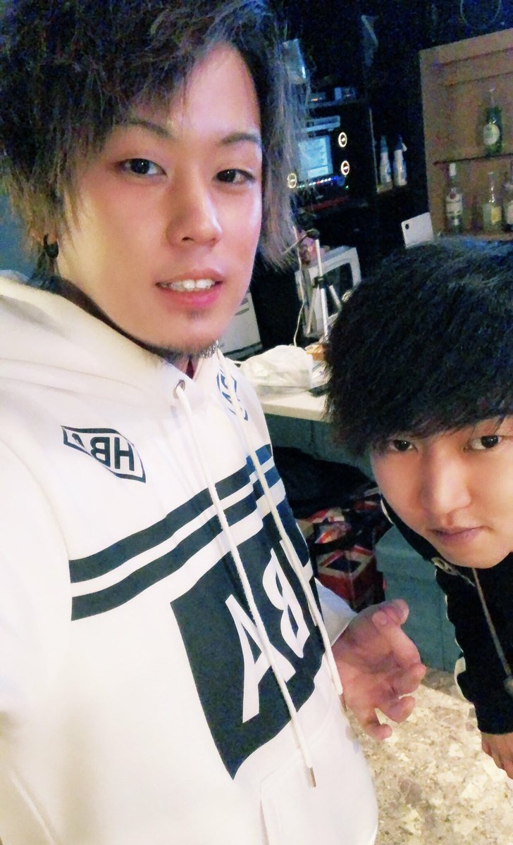 Kyoooheiz's tweet photo. 【プレゼント企画】

この前の5万円プレゼント企画で
4人当選でしたが

内3人には会えたけど

1人辞退されましたので

せっかくなので
5名の方に
【1万円分のAmazonカード】と
【メッセージ動画】をプレゼント！

条件はコレをRTと
俺と相方の安井をフォロー
で完了です！20日まで！
@sanpatuyanomusu https://t.co/20JkOemYsx