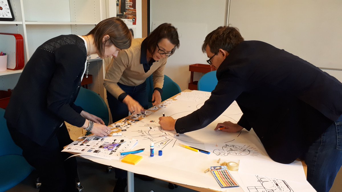#prototypage en cours avec les agents de la <a href="/regionbretagne/">Région Bretagne</a> au <a href="/TiLabBretagne/">Ti Lab</a> avec <a href="/INSPERIENCE_co/">TiCO design</a>